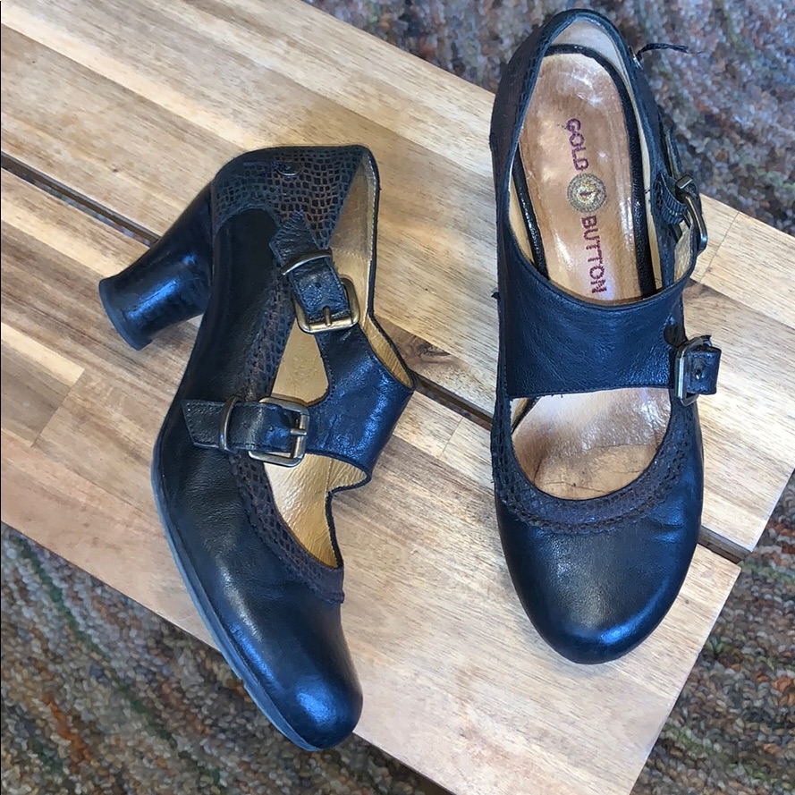 Gold Button Brand Heels Size 39